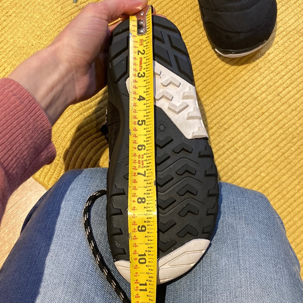 Xero Alpine Snow Winter Boot size 9 black